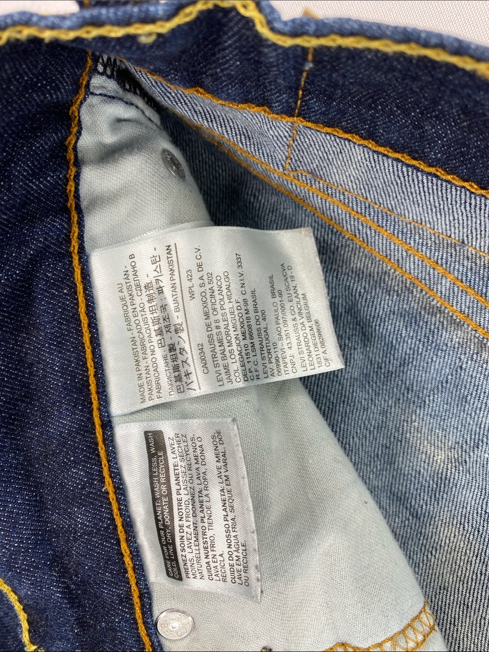 Levi's Dark Blue Denim Shorts - Classic Five-Pocket Style - Picture 3 of 8